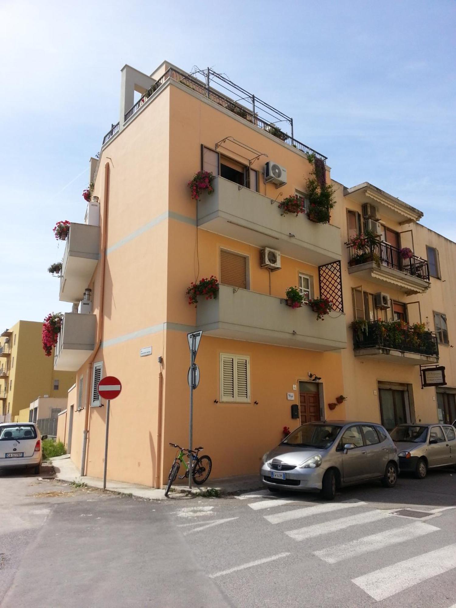 Blue Dolphin Guest House Alghero Exterior foto